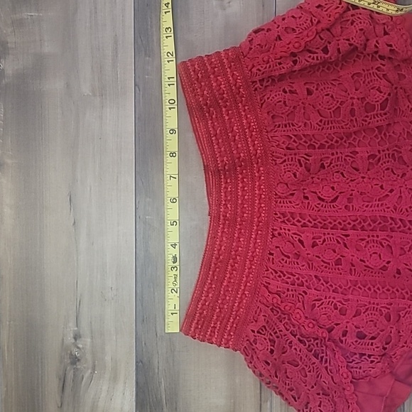 Rue 21 red crochet shorts stretchy elastic waist boho festival edm size large - Picture 3 of 7